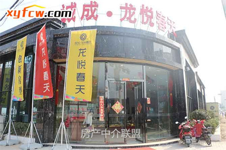 丽景名郡3室2厅2卫96万138m2精装修出售